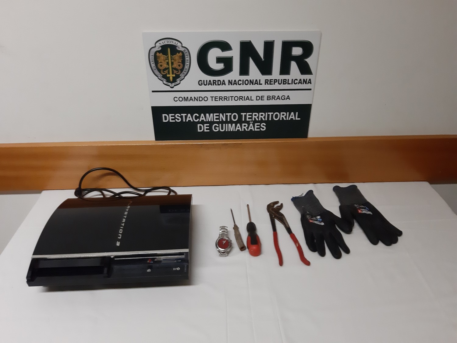 Gnr Recupera Material Furtado Em Guimar Es