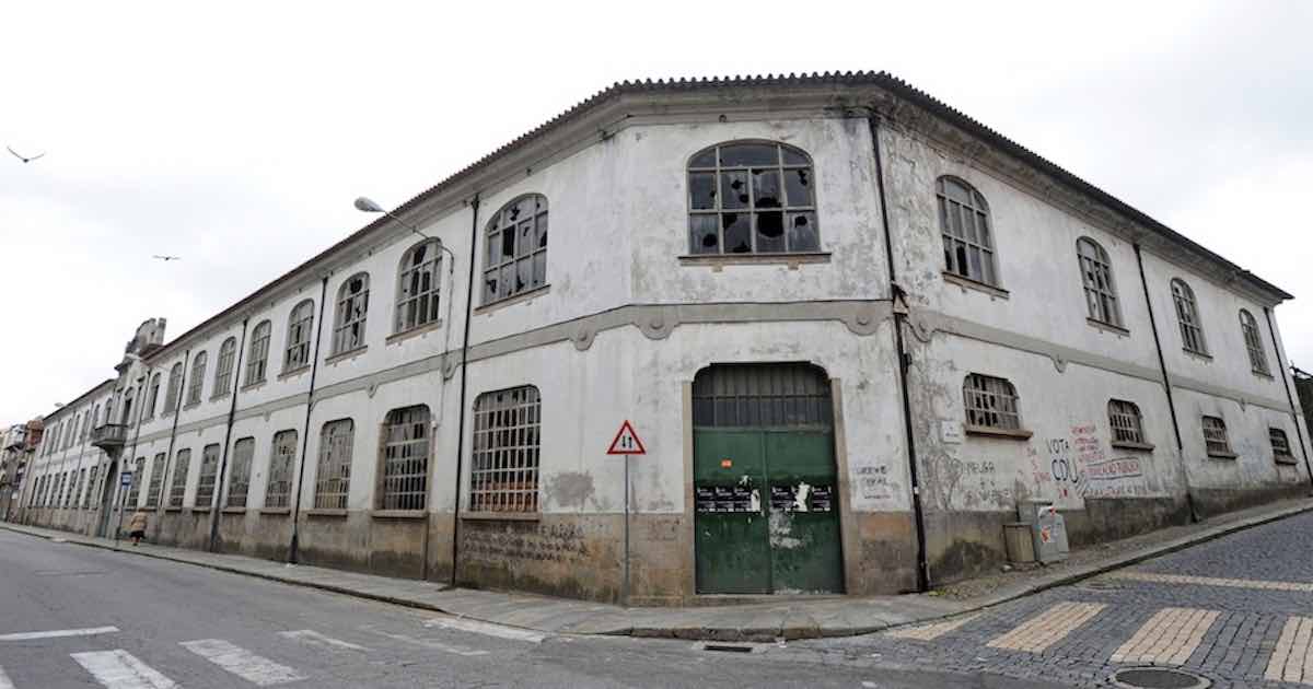 https://ominho.pt/wp-content/uploads/2018/11/Antiga-fabrica-Confianca-em-Braga.jpg