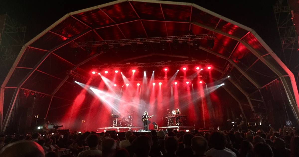 Segundo dia do festival vilar de mouros viaja desde o gótico ao punk