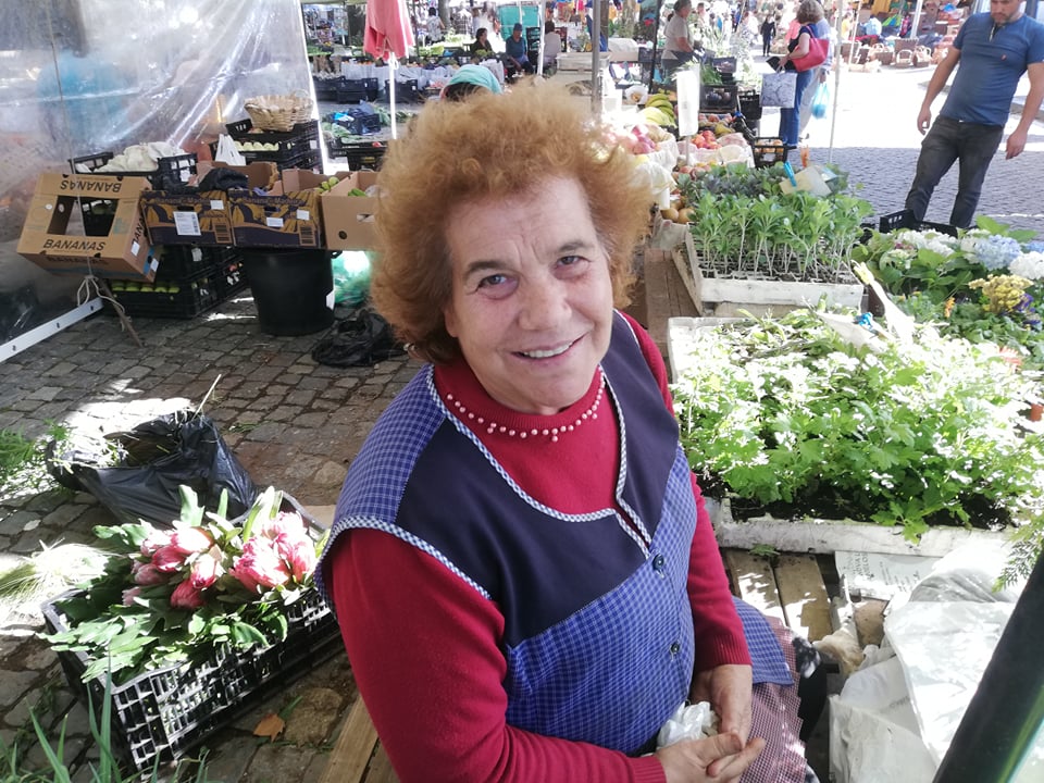 Vendedores da feira de barcelos agastados com chegada de mais um hipermercado à cidade 10 Vendedores da feira de barcelos agastados com chegada de mais um hipermercado à cidade