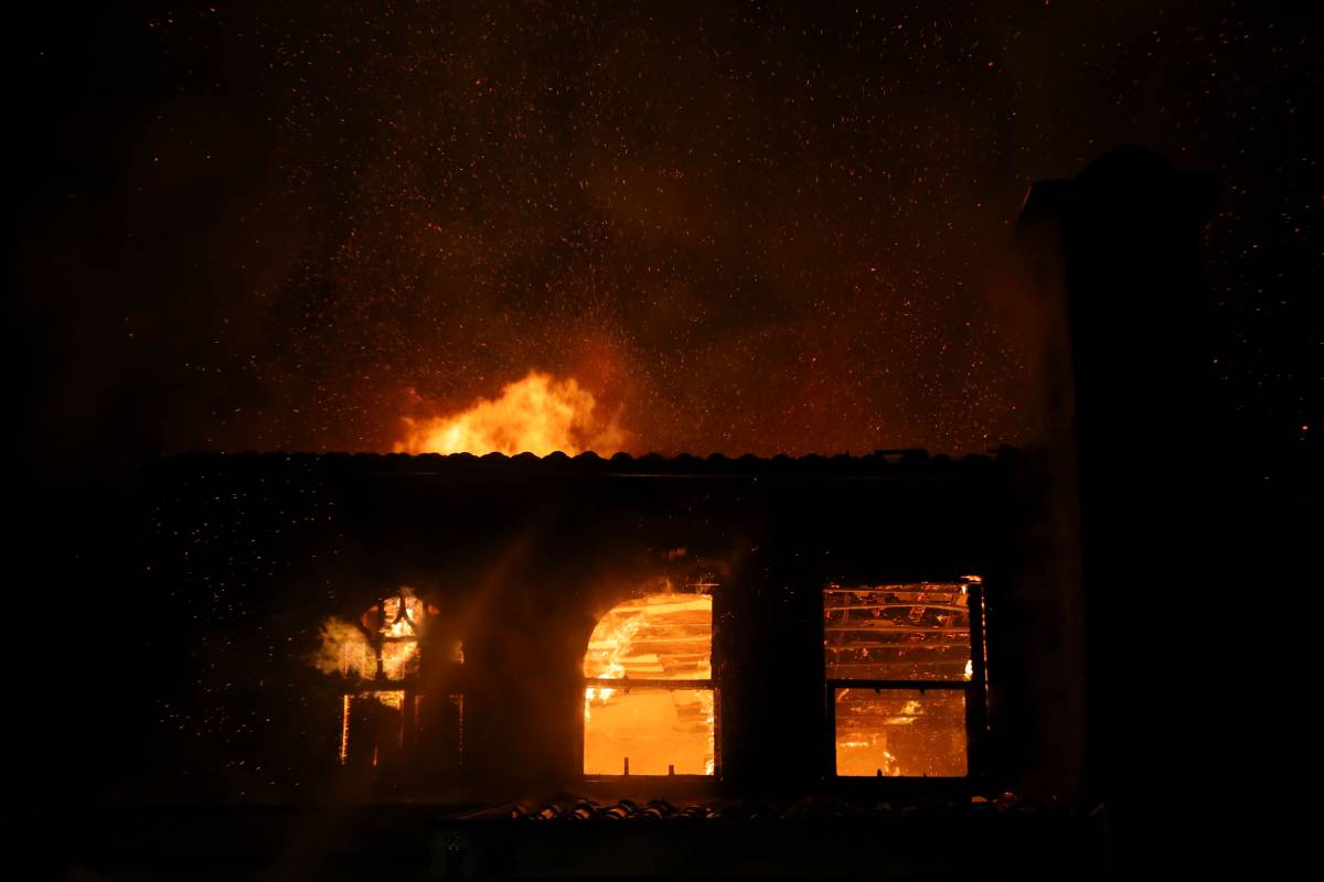 Bombeiros evitaram tragédia em braga 8 Bombeiros evitaram tragédia em braga