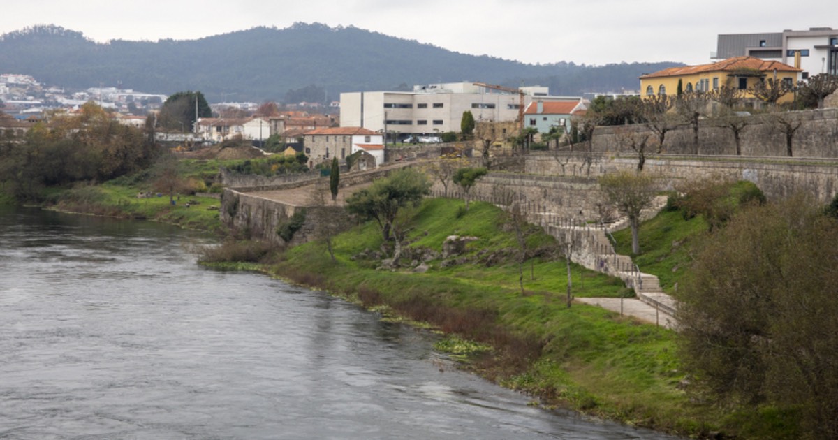 Barcelos vai ter passadiço pedonal na margem direita do cávado