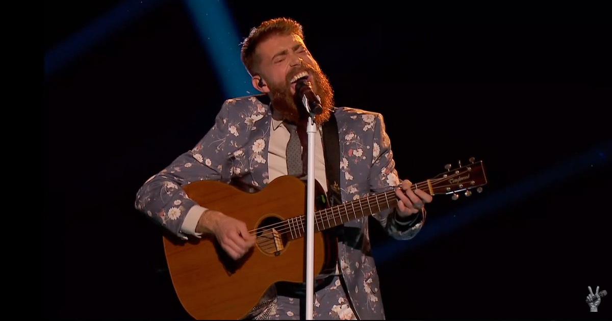 Tiago barbosa, de póvoa de lanhoso, está na final do the voice
