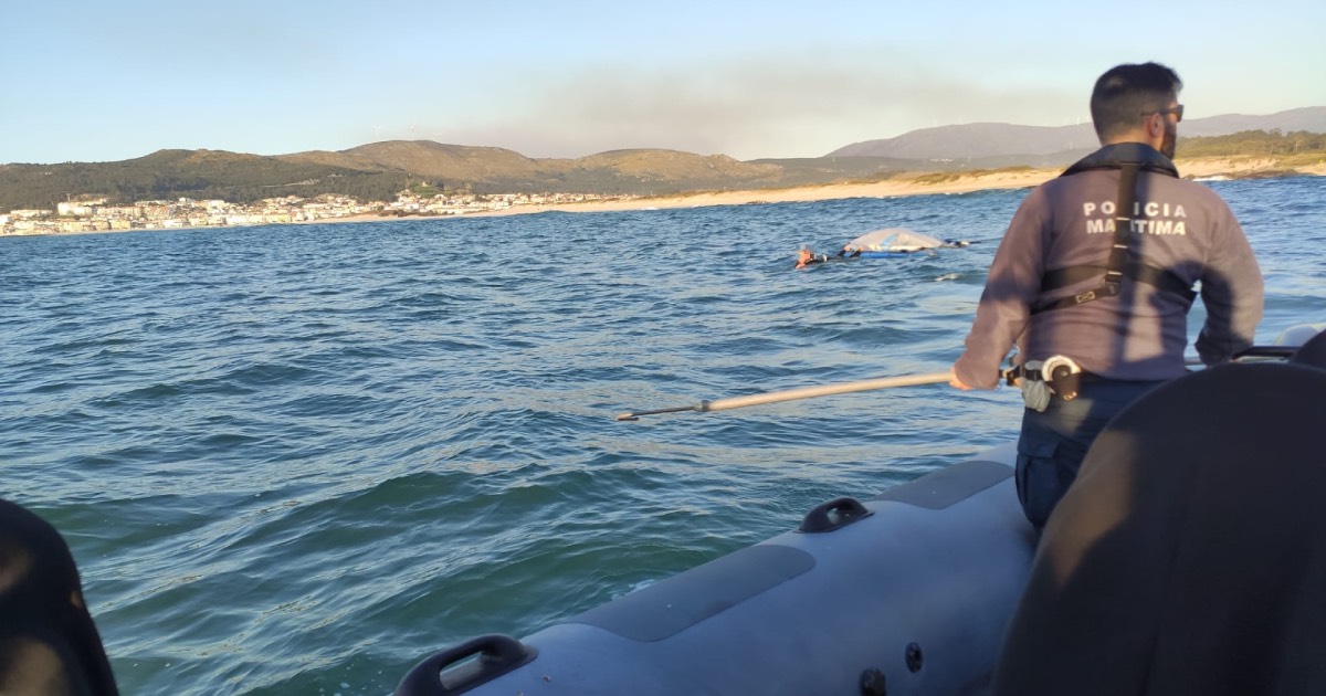 Polícia marítima "em alta velocidade" para resgatar praticante de kitesurf em caminha