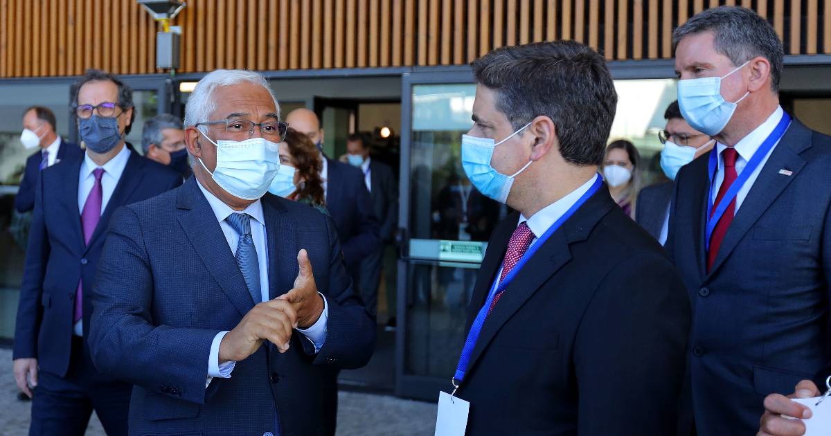 Parceria entre uminho e bosch já rendeu 70 patentes, 750 empregos e um investimento de 165 milhões 11 Parceria entre uminho e bosch já rendeu 70 patentes, 750 empregos e um investimento de 165 milhões