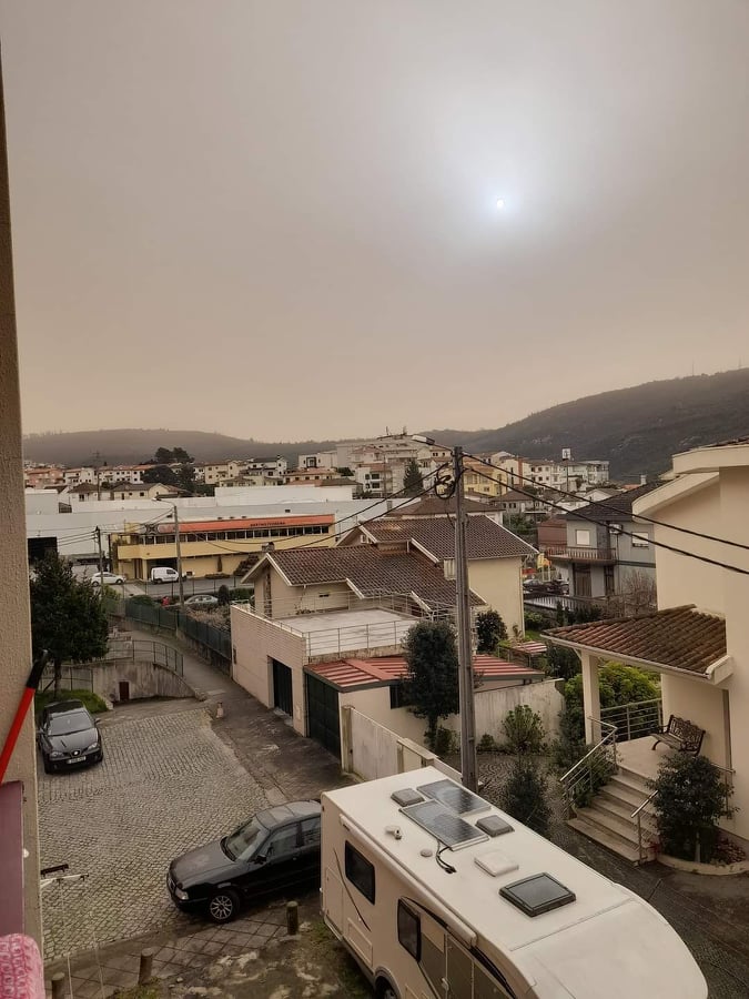 Alerta dgs. Idosos e crianças devem ficar em casa por causa das poeiras de áfrica