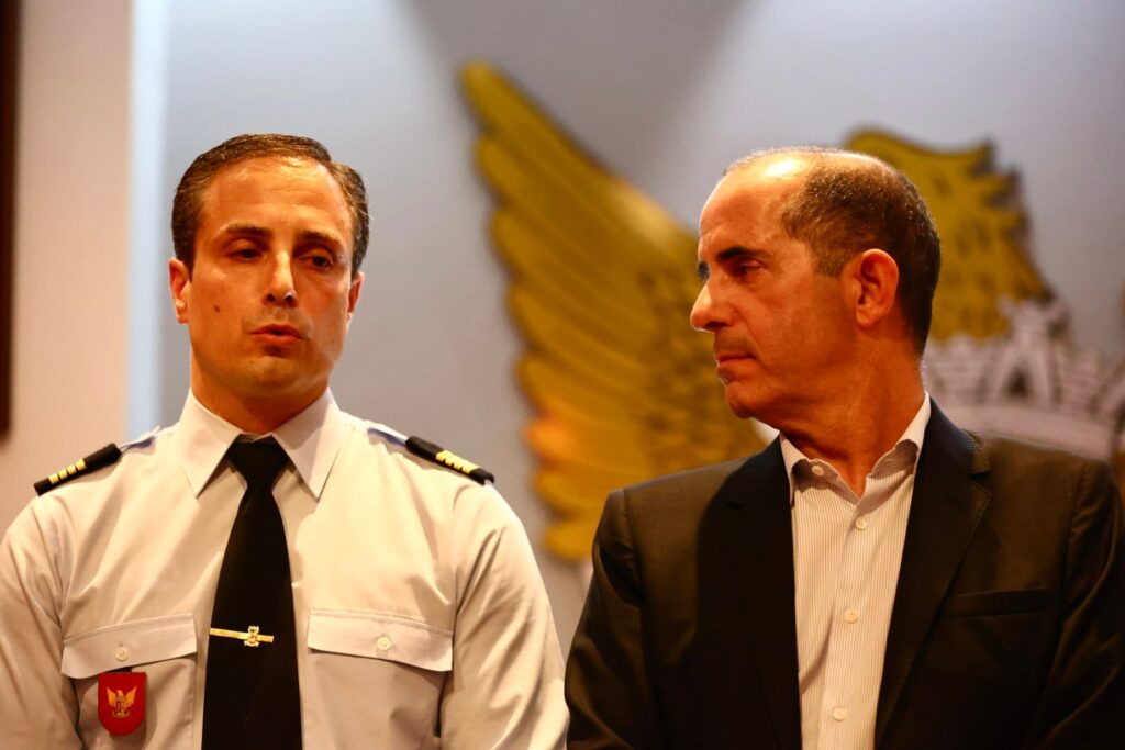 António costa é o novo comandante dos bombeiros da póvoa de lanhoso 8 António costa é o novo comandante dos bombeiros da póvoa de lanhoso
