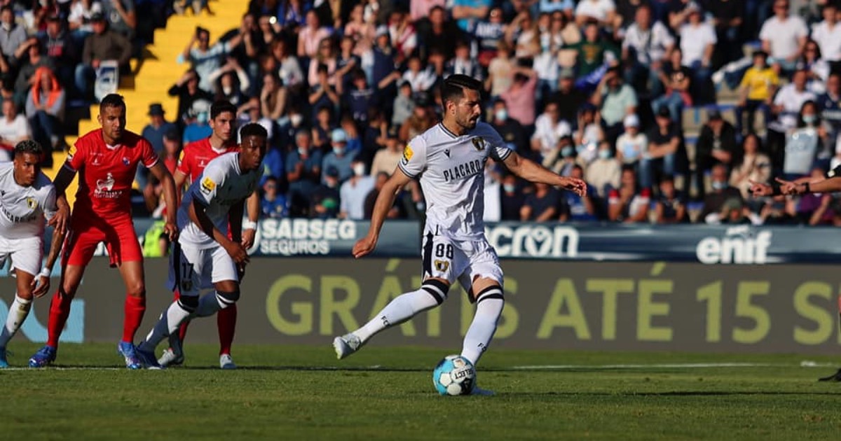 Famalicão e gil vicente empatam a dois golos