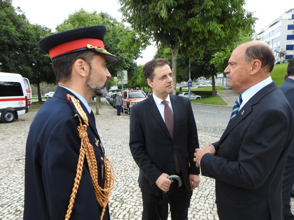 Braga: presidente dos bombeiros diz que governo paga "preços de há dez anos" 6 Braga: presidente dos bombeiros diz que governo paga "preços de há dez anos"