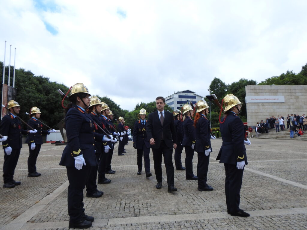 Braga: presidente dos bombeiros diz que governo paga "preços de há dez anos" 7 Braga: presidente dos bombeiros diz que governo paga "preços de há dez anos"