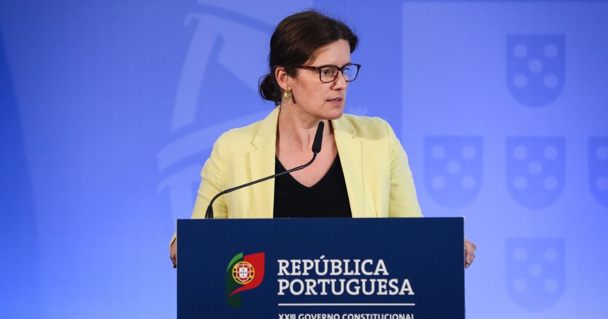 Governo diz que chefes de gabinete recebem formação para lidar com informação classificada