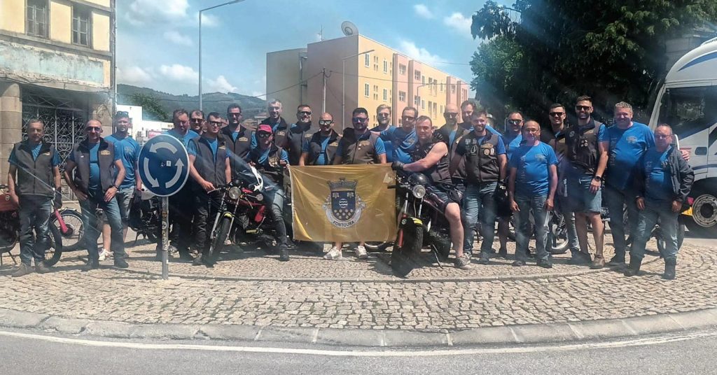 Vinte amigos percorreram 1. 500 quilómetros de valença ao norte de áfrica em motas clássicas 8 Vinte amigos percorreram 1. 500 quilómetros de valença ao norte de áfrica em motas clássicas
