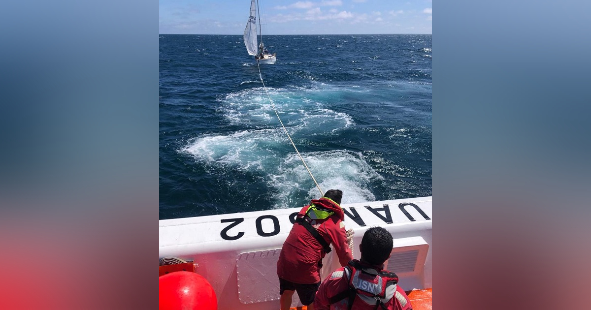 Resgatados três tripulantes de barco irlandês que avariou ao largo de viana
