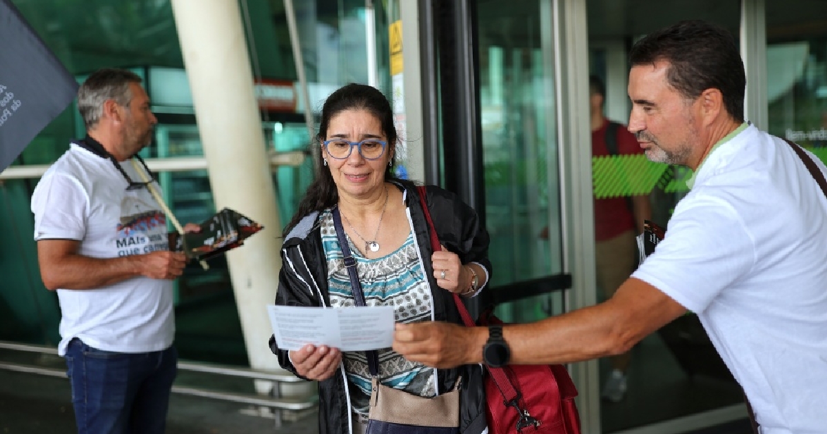 Protesto no aeroporto do porto para mostrar que “portugal é seguro graças à carolice dos polícias”