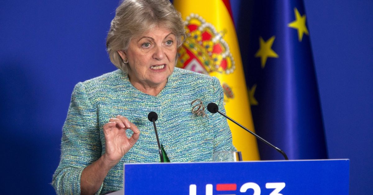 Comissária europeia defende valorização da ferrovia entre norte de portugal e galiza