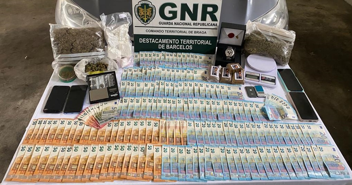 Dois detidos e mais de 3. 000 doses de cocaína e canábis apreendidas em braga e barcelos