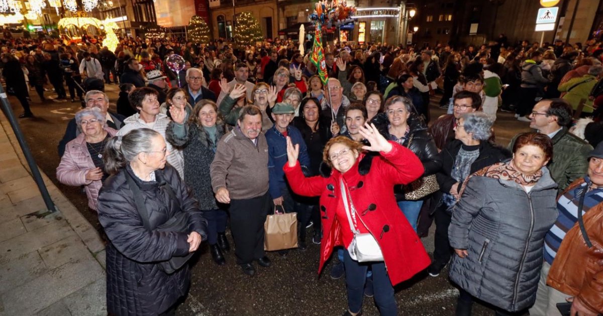 Excursões de portugueses 'invadem' vigo para ver luzes de natal