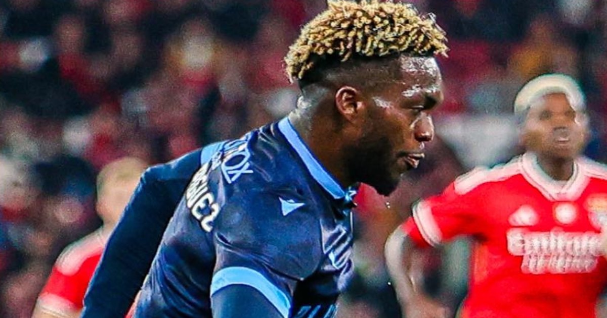 Famalicão perde na luz e está fora da taça de portugal
