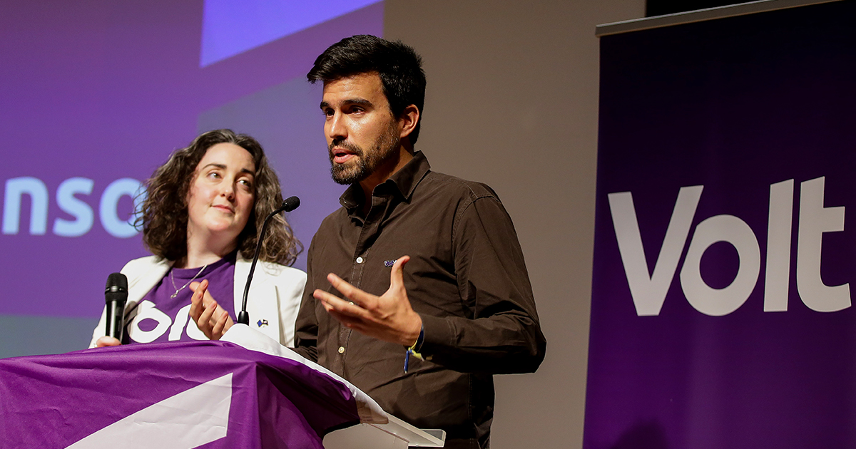 Volt portugal pede extinção do partido adn por "perfilhar ideologia fascista"