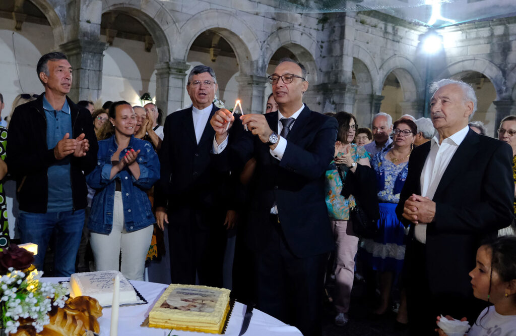 Bispo de viana do castelo nas bodas de prata do padre vasco gonçalves
