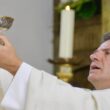 Reitor da basílica do bom jesus lembra padre de barcelos que foi hoje a sepultar