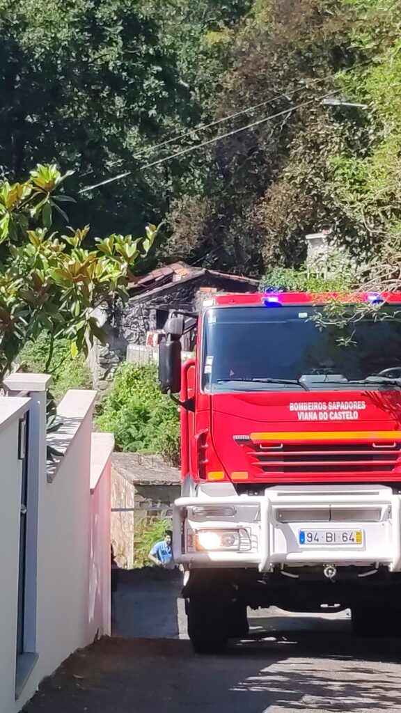 Mulher morre em incêndio numa casa em viana 6 Mulher morre em incêndio numa casa em viana