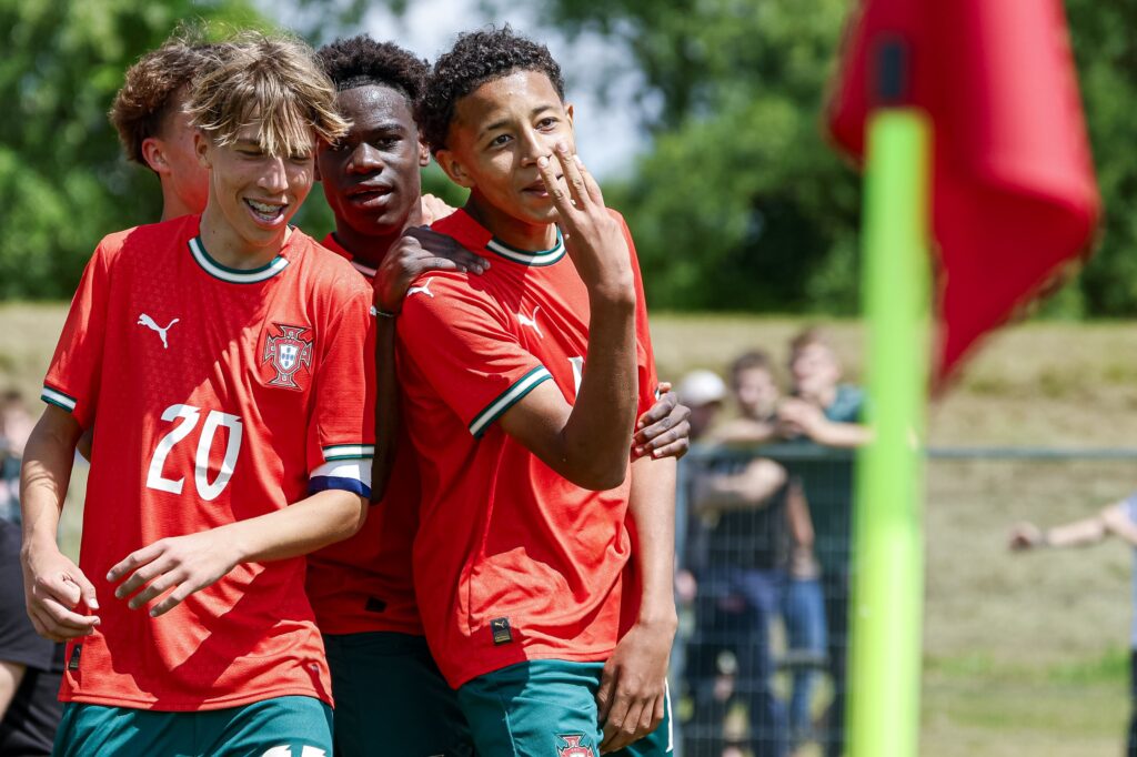 Ponta de lança do sc braga foi a 'estrela' na estreia de cristianinho por portugal 7 Ponta de lança do sc braga foi a 'estrela' na estreia de cristianinho por portugal