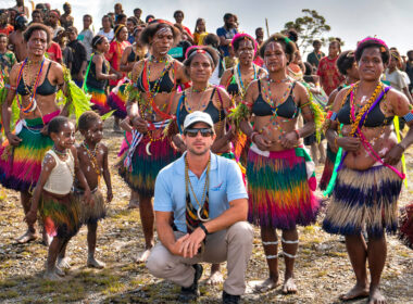 André pinto, o indiana jones de braga que aterra aviões na selva da papua indonésia