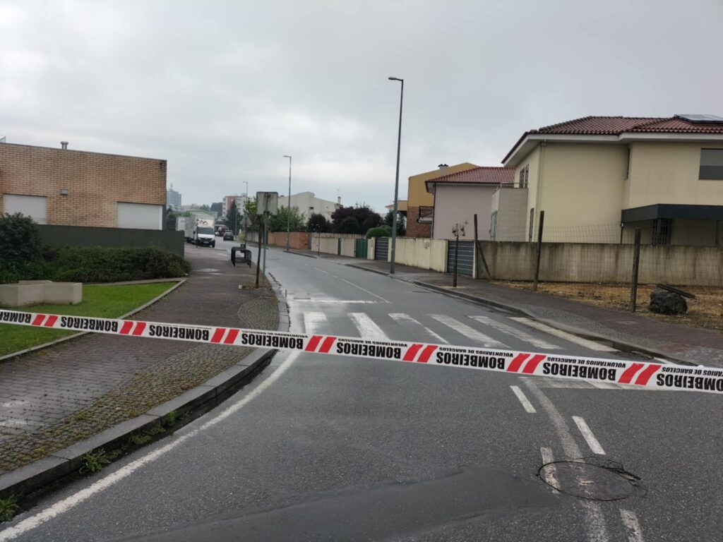 Duas mulheres feridas após colisão em barcelos