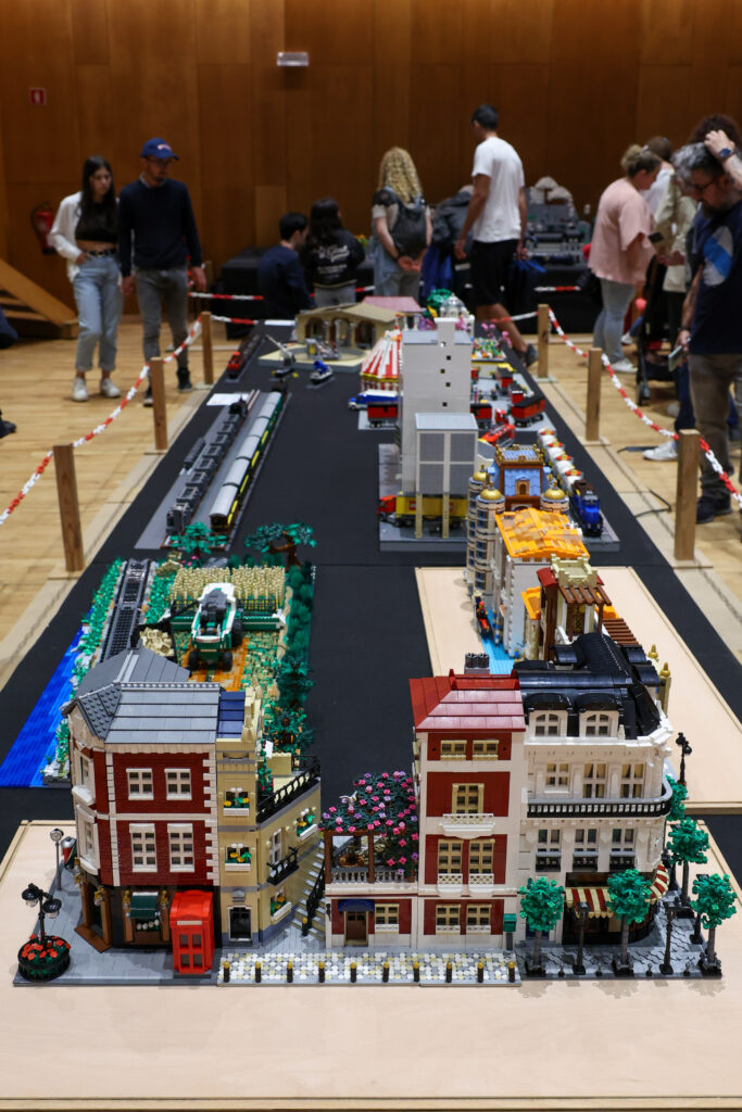 Paredes de coura volta a ser a capital do lego com construções de 15 países