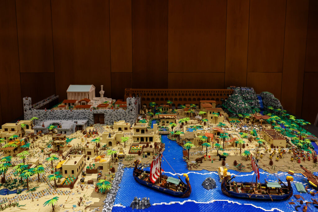 Paredes de coura volta a ser a capital do lego com construções de 15 países