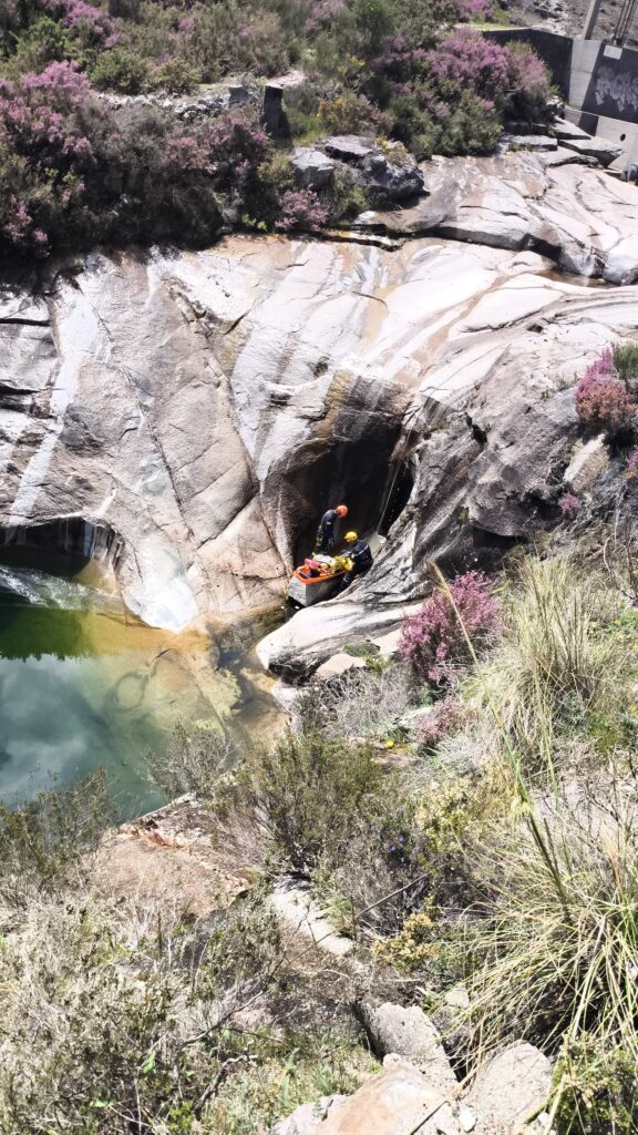 Francesa gravemente ferida após queda nas sete lagoas no gerês 7 Francesa gravemente ferida após queda nas sete lagoas no gerês