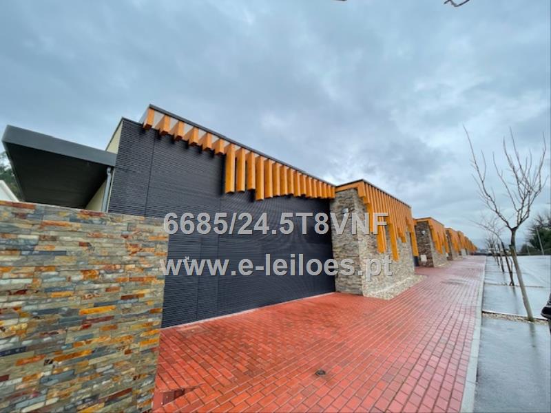 'villa' de luxo em braga e mercedes gle em famalicão entre os leilões do estado para julho 6 'villa' de luxo em braga e mercedes gle em famalicão entre os leilões do estado para julho