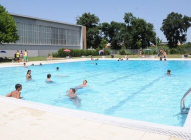 Derrame de hipoclorito leva bombeiros a piscina pública em braga