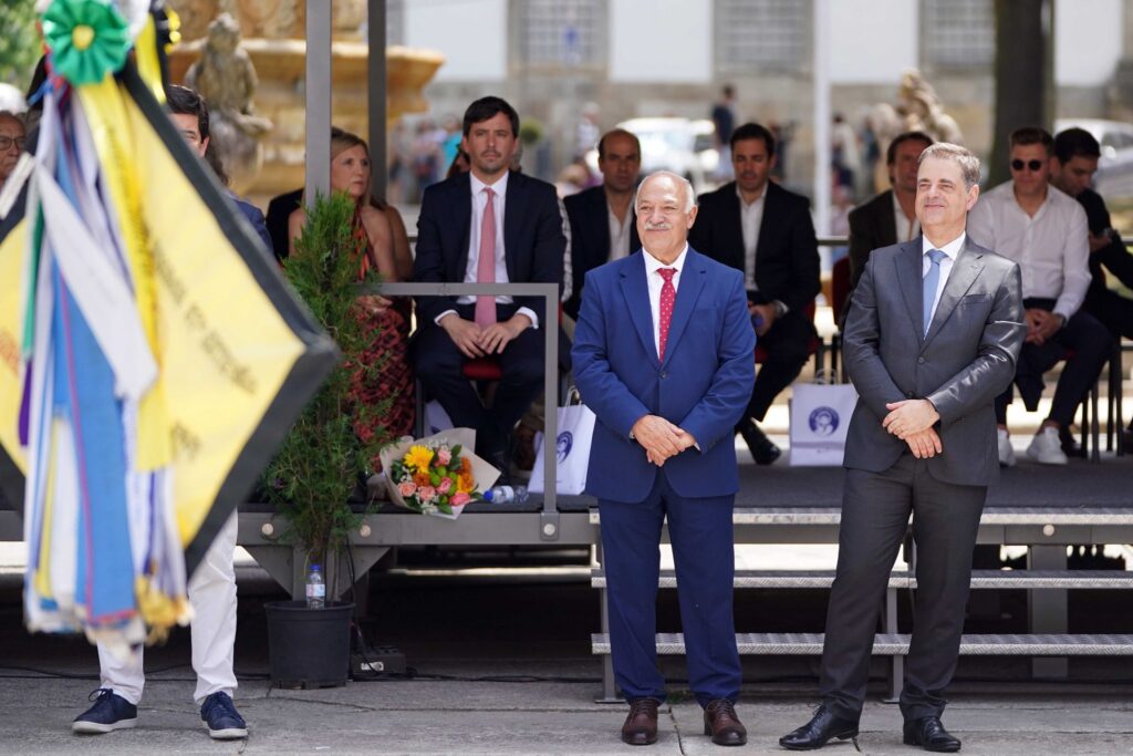 Largada de balão gigante dá tiro de partida para a noitada do s. João de braga 17 Largada de balão gigante dá tiro de partida para a noitada do s. João de braga