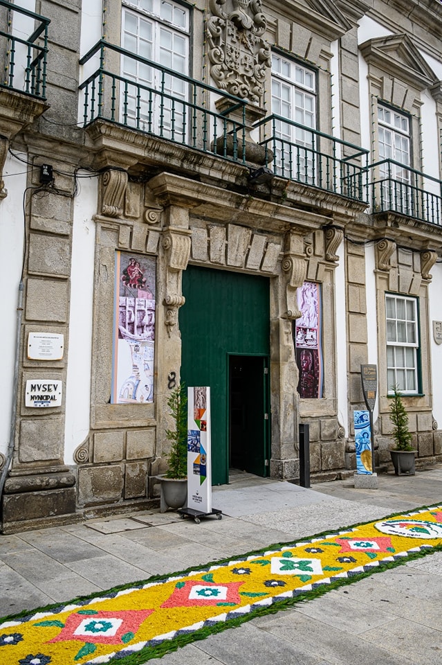 Centenas embelezam ruas de viana do castelo com tapetes de flores 42 Centenas embelezam ruas de viana do castelo com tapetes de flores