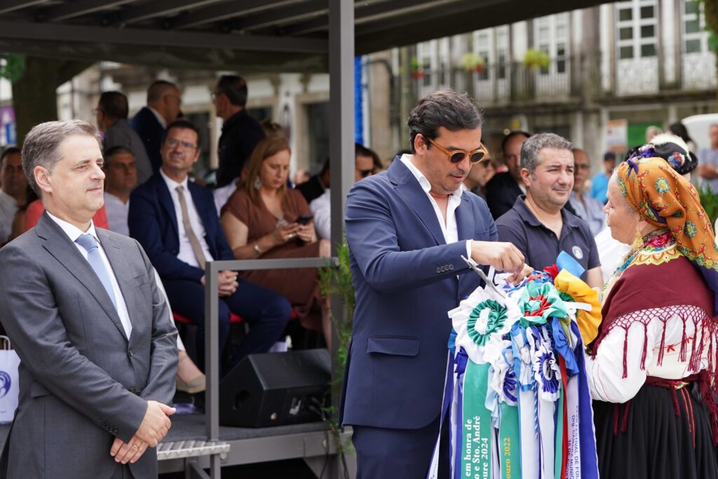 Largada de balão gigante dá tiro de partida para a noitada do s. João de braga 27 Largada de balão gigante dá tiro de partida para a noitada do s. João de braga