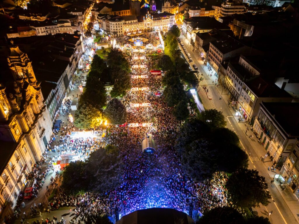 Tony carreira arrastou multidão ao são joão de braga 7 Tony carreira arrastou multidão ao são joão de braga