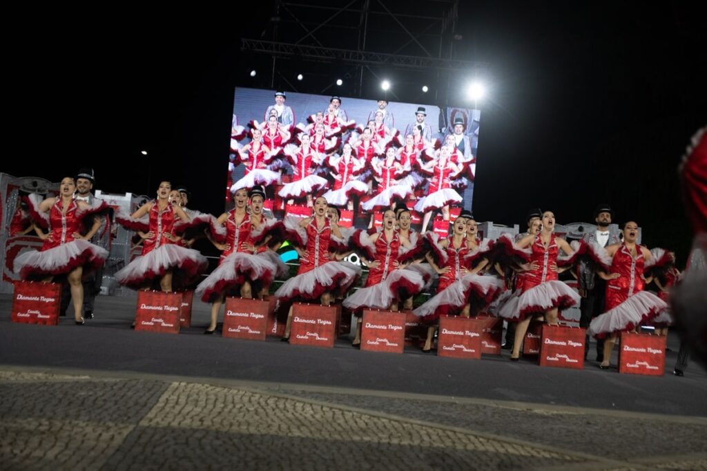 Bombeiros famalicenses vencem marchas de santo antónio 6 Bombeiros famalicenses vencem marchas de santo antónio