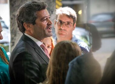 Ventura diz que "às vezes a força tem de ser a melhor garantia da paz"