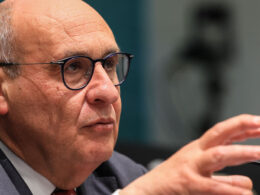 António vitorino anuncia que está fora da corrida a belém