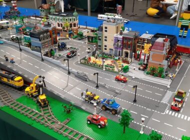 Viana transforma-se no 'paraíso' dos fãs de 'legos': 1. 500 metros quadrados com 5 milhões de peças