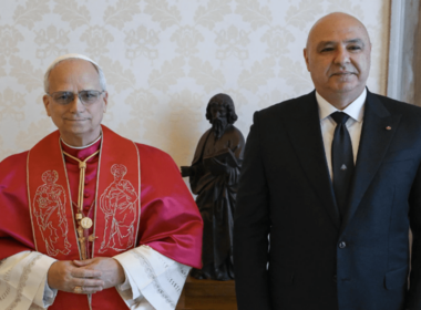 Papa leão xiv diz que é essencial pacificar o médio oriente