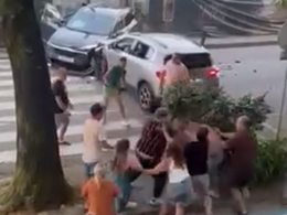 Guimarães: novo vídeo mostra pancadaria após acidente nas taipas