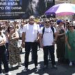 Trabalhadores em frente ao parlamento pedem fecho dos centros comerciais aos domingos e feriados