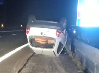 Duas jovens feridas após despiste e capotamento na a28 em barcelos