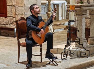 Jovem guitarrista de ponte de lima admitido num dos mais prestigiados conservatórios de espanha