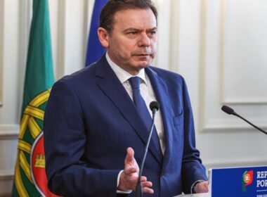 Montenegro quer "mais segurança nas ruas" e acusa ps de irresponsabilidade na imigração