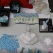 Dupla apanhada com quase 2. 000 doses de cocaína e 100 gramas de mdma em guimarães