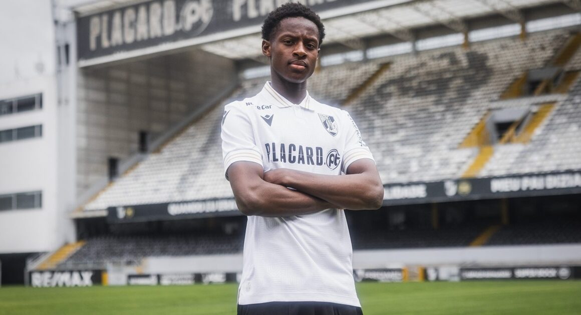 Novo reforço do vitória vem da formação do psg